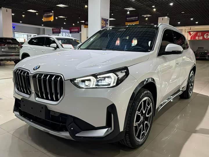 Фото 1 - BMW X1