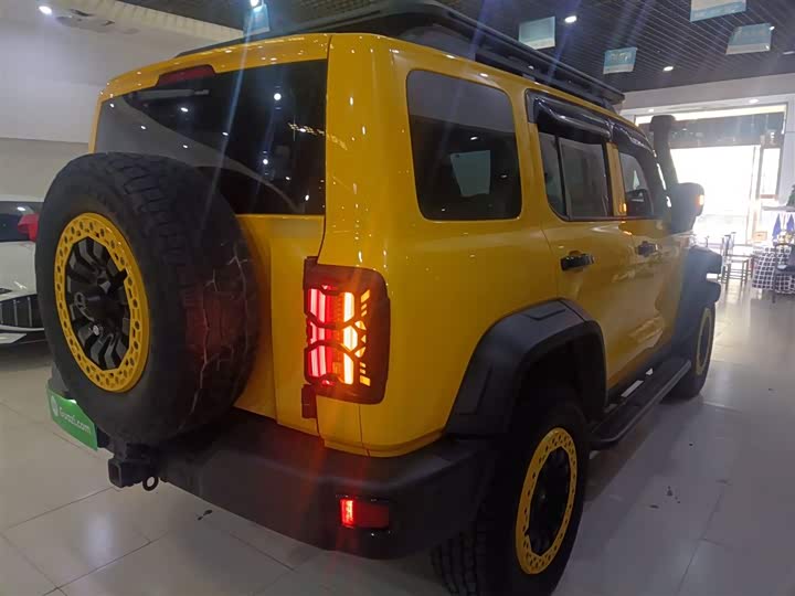 Фото 7 - Tank 300