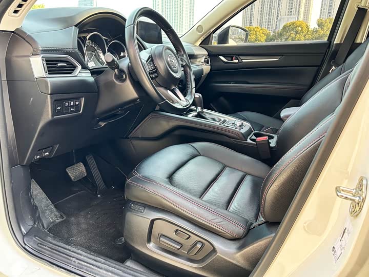 Фото 9 - Mazda CX-5