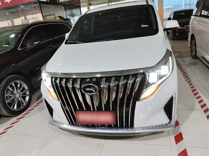 Фото 3 - GAC Trumpchi M8