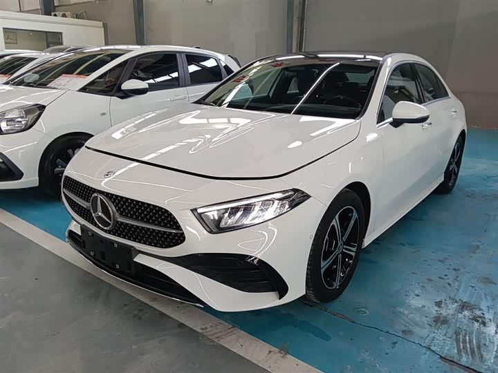 Фото 1 - Mercedes-Benz A-Class