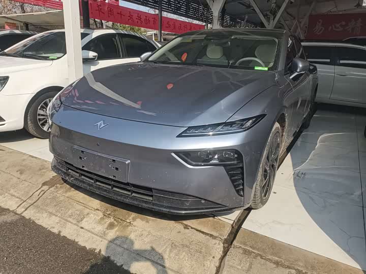 Фото 1 - Dongfeng Yipai eπ 007