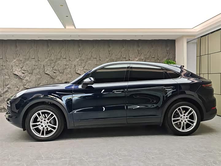 Фото 3 - Porsche Cayenne