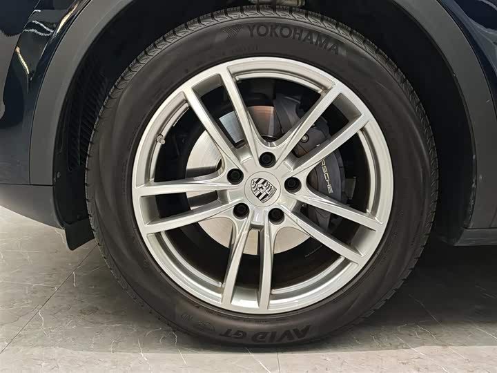 Фото 4 - Porsche Cayenne