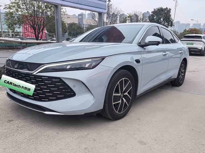 Фото 1 - BYD Qin L