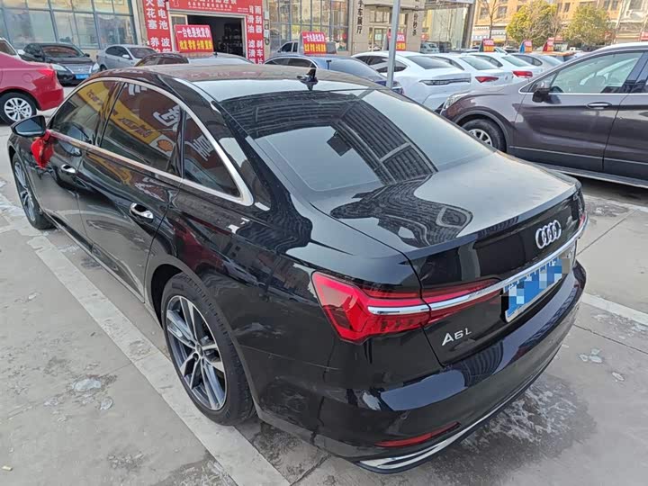 Фото 5 - Audi A6L