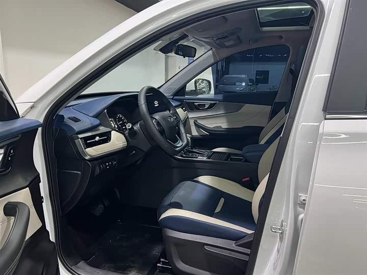 Фото 8 - Chery Tiggo 5x