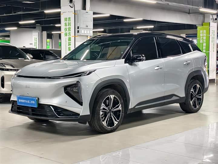 Фото 2 - Geely Galaxy L7