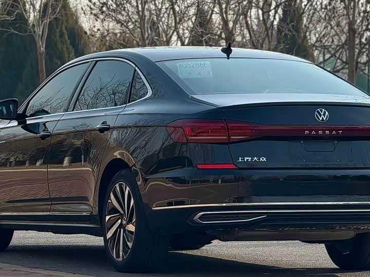 Фото 4 - Volkswagen Passat