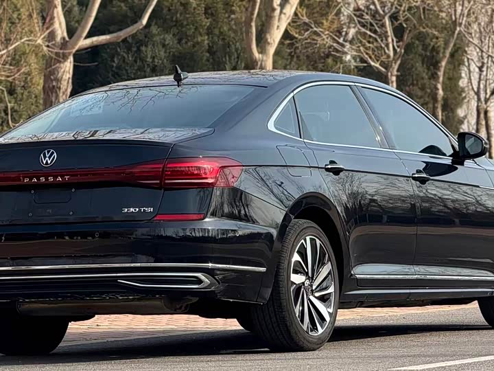 Фото 6 - Volkswagen Passat