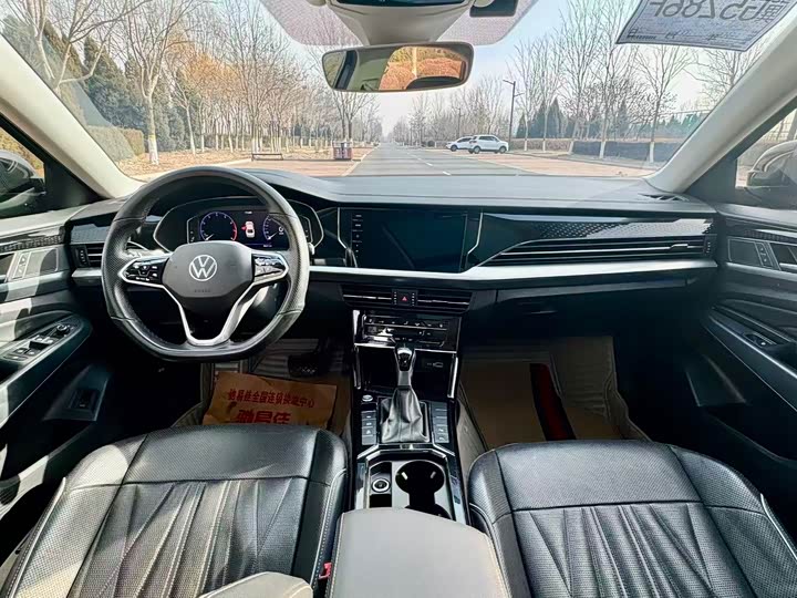 Фото 9 - Volkswagen Passat