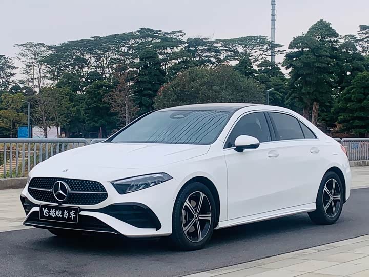 Фото 1 - Mercedes-Benz A-Class