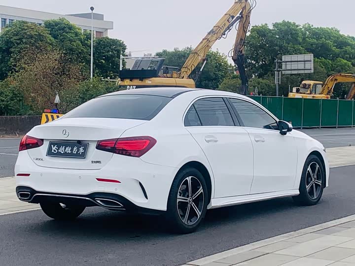 Фото 5 - Mercedes-Benz A-Class