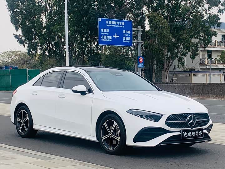 Фото 6 - Mercedes-Benz A-Class