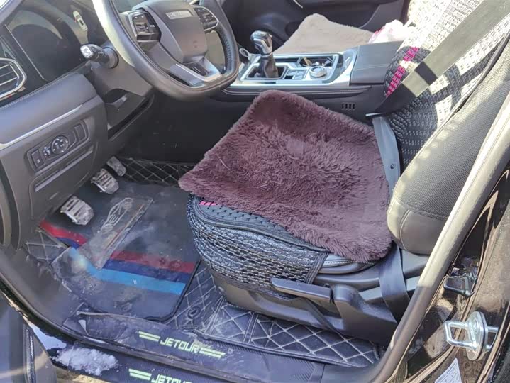 Фото 9 - Jetour X90