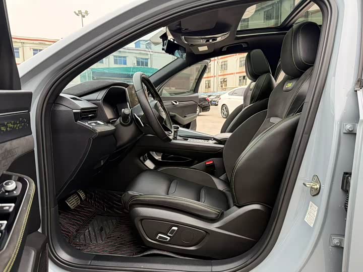 Фото 4 - Geely Preface