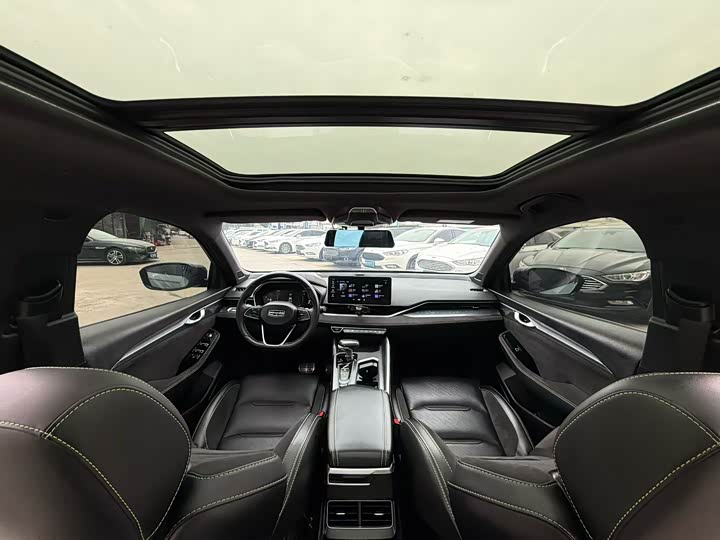 Фото 5 - Geely Preface