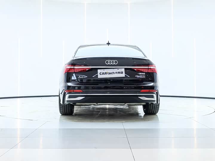 Фото 6 - Audi A6L