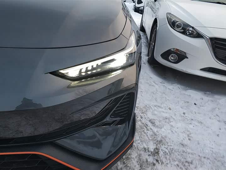 Фото 5 - Changan UNI-V