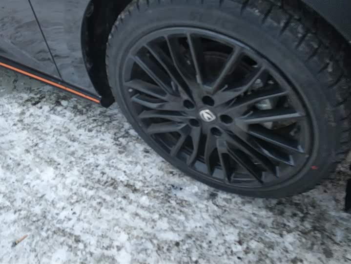 Фото 6 - Changan UNI-V