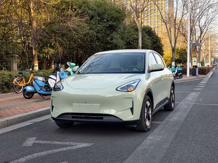 Фото 1 - Geely Galaxy Geome