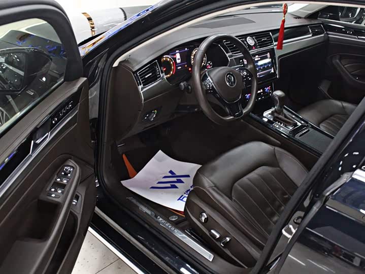 Фото 4 - Volkswagen Phideon