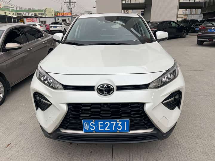 Фото 2 - Toyota Wildlander