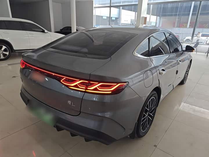 Фото 7 - BYD Qin L