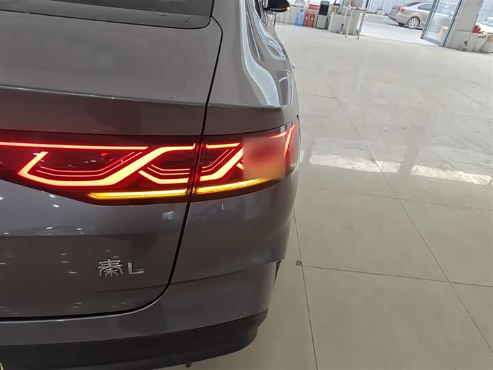 Фото 8 - BYD Qin L