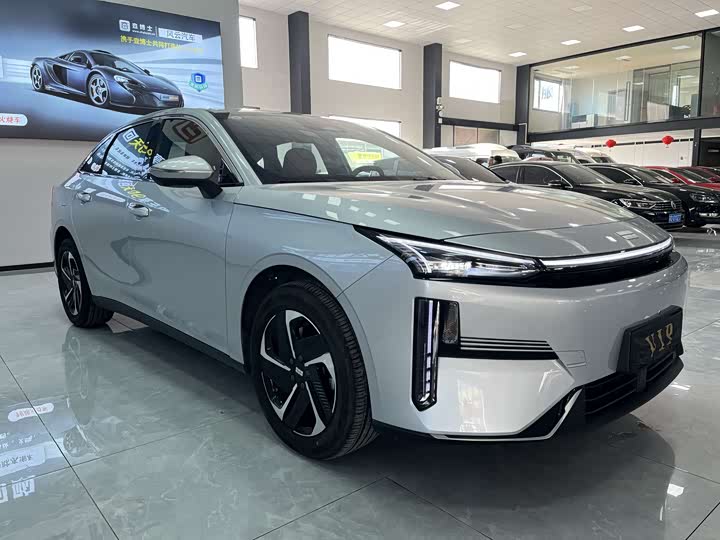 Фото 4 - Geely Galaxy L6