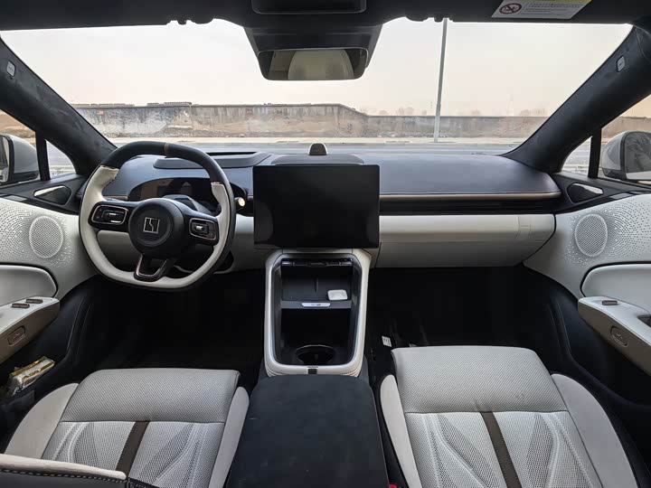 Фото 5 - Zeekr 007 GT