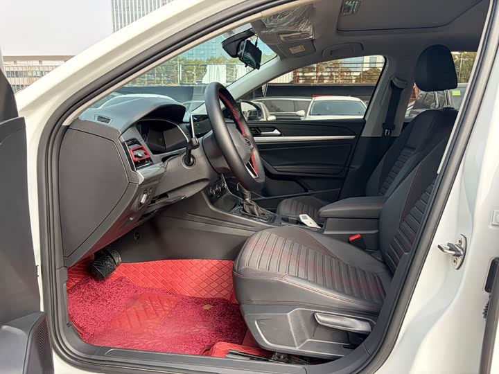 Фото 8 - Volkswagen Lavida