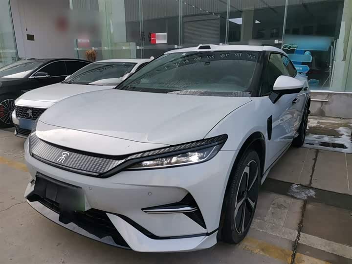 Фото 1 - BYD Song L