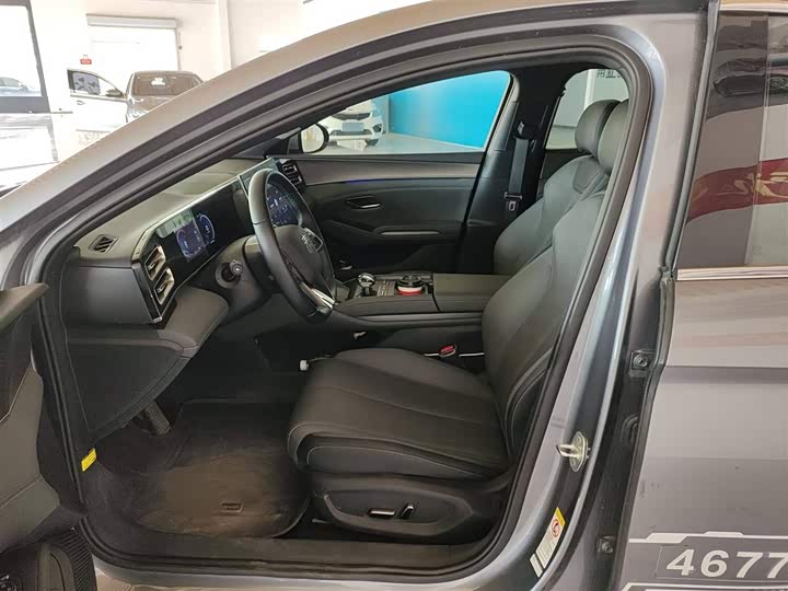 Фото 7 - BYD Qin L