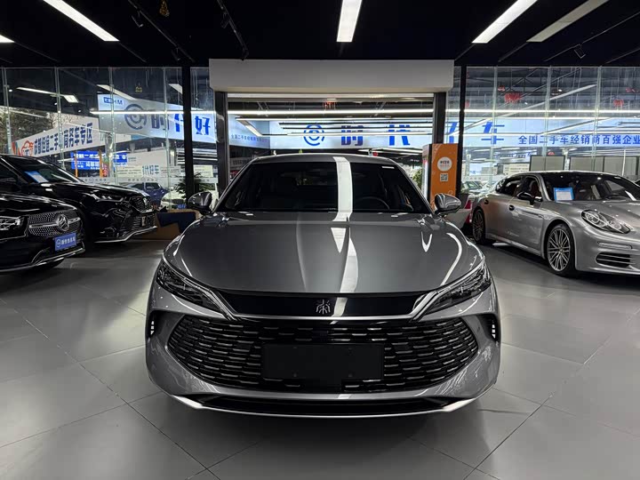 Фото 2 - BYD Qin L