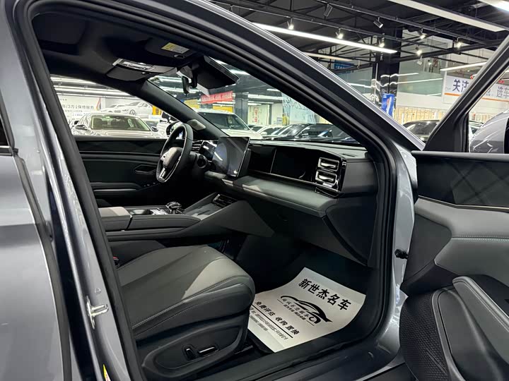 Фото 9 - BYD Qin L