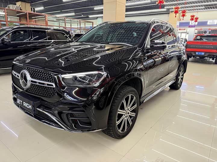 Фото 1 - Mercedes-Benz GLE-Class