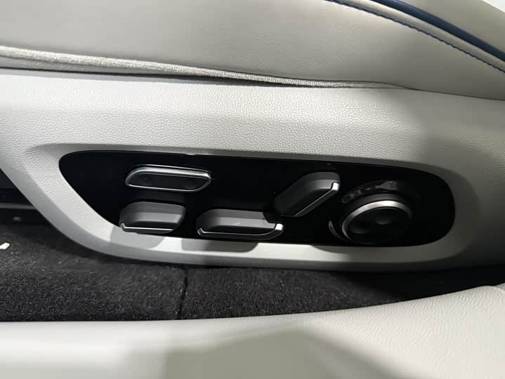 Фото 8 - Luxeed S7