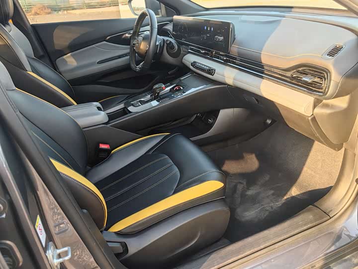 Фото 6 - GAC Trumpchi Empow R