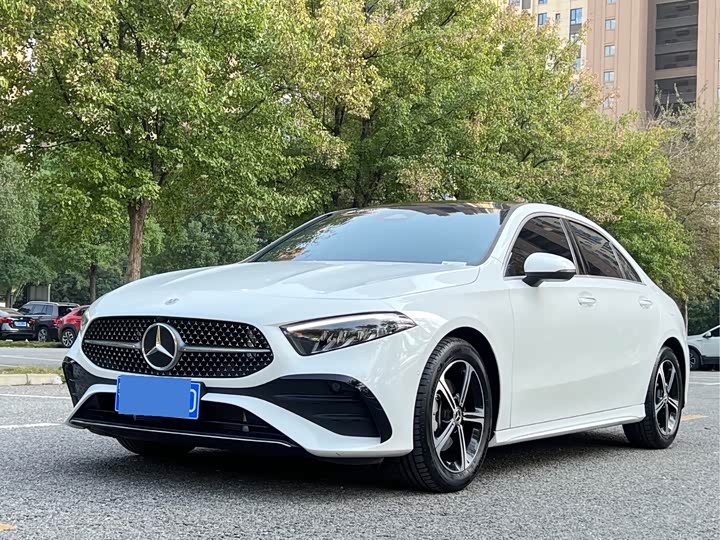 Фото 1 - Mercedes-Benz A-Class