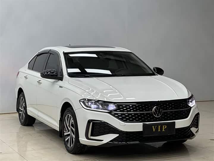 Фото 1 - Volkswagen Lavida