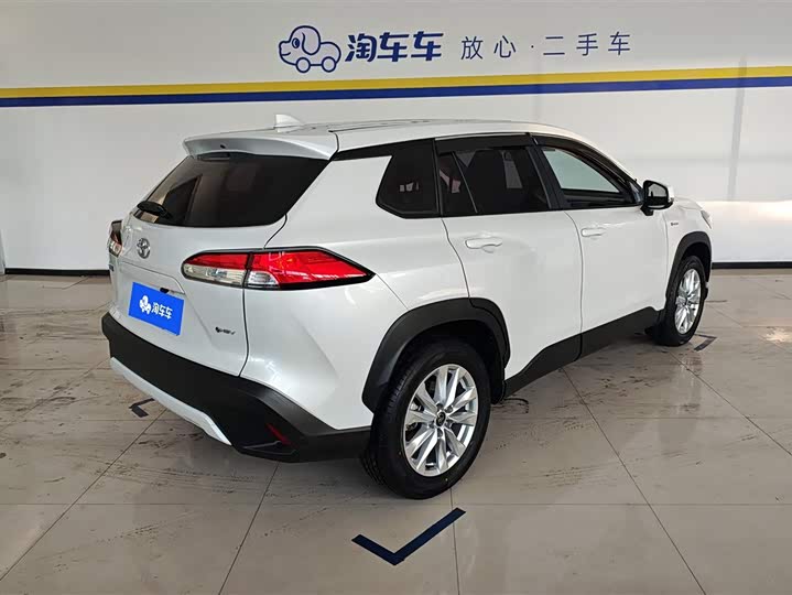 Фото 3 - Toyota Corolla Cross