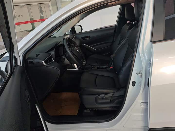 Фото 9 - Toyota Corolla Cross