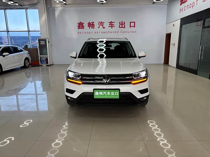 Фото 1 - Volkswagen Tharu