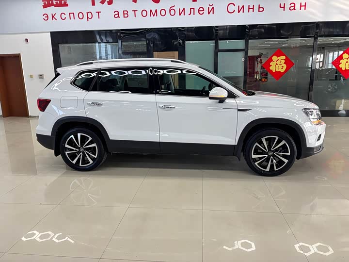 Фото 4 - Volkswagen Tharu