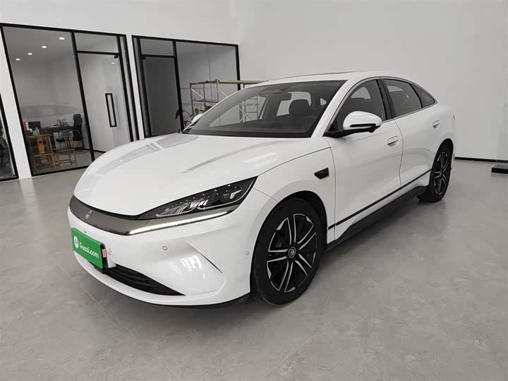 Фото 1 - BYD Qin L