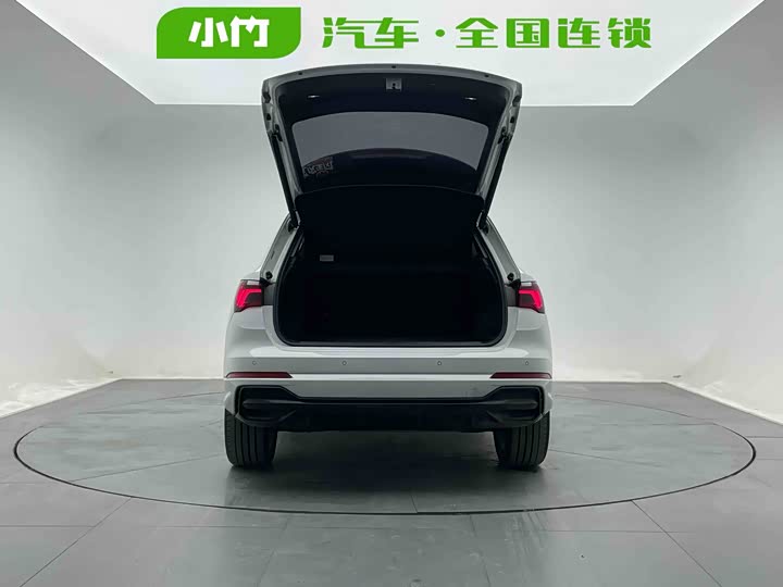 Фото 5 - Audi Q3