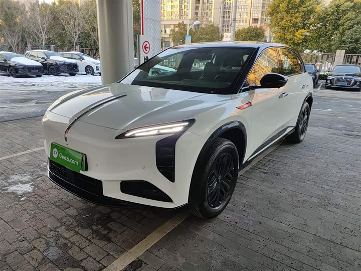 Фото 2 - Hongqi EHS7 (Tiangong 08)