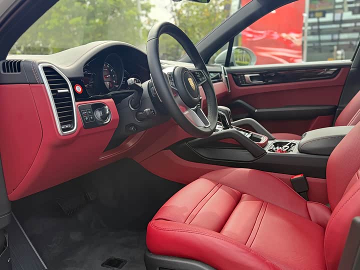 Фото 4 - Porsche Cayenne