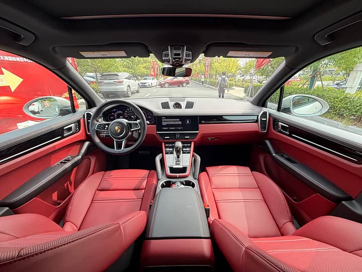 Фото 9 - Porsche Cayenne